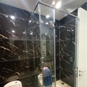 Gạch nhập khẩu Ấn Độ 60x120cm đen chớp trắng I541