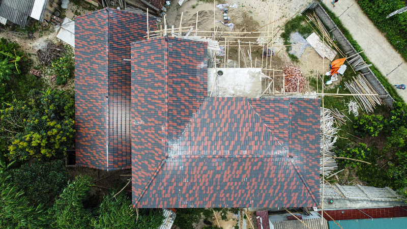 Ngói sóng Nhật Bản 2 màu đỏ đen SHINKO SH08