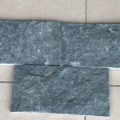 Đá bóc xanh tự nhiên ốp trang trí sân cổng tường rào DB-001G